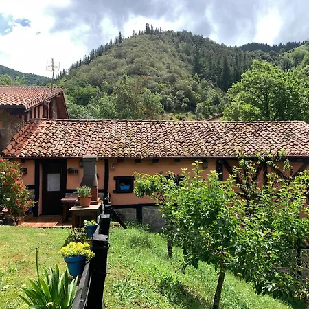 Apartamento Rustico El Cerezo Lubayo Esterno foto